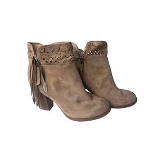 Not Rated Womens Tan Faux Suede Fringe Perforated Block Heel Ankle Boots Sz 10M